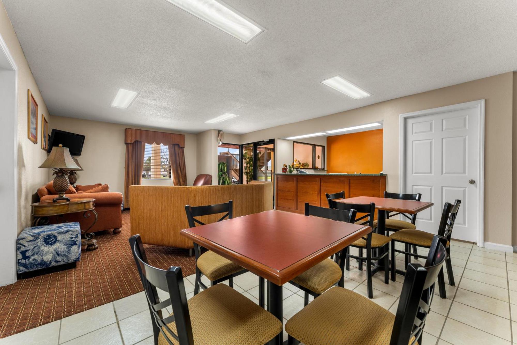 Americas Best Value Inn-Montezuma Luaran gambar